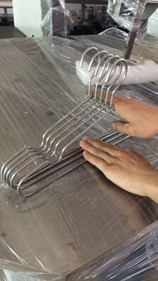 자동 이중 뒤집어진 와이어 핸저 형성 기계 효율적인 핸저 생산을 위해 2.2KW 모터